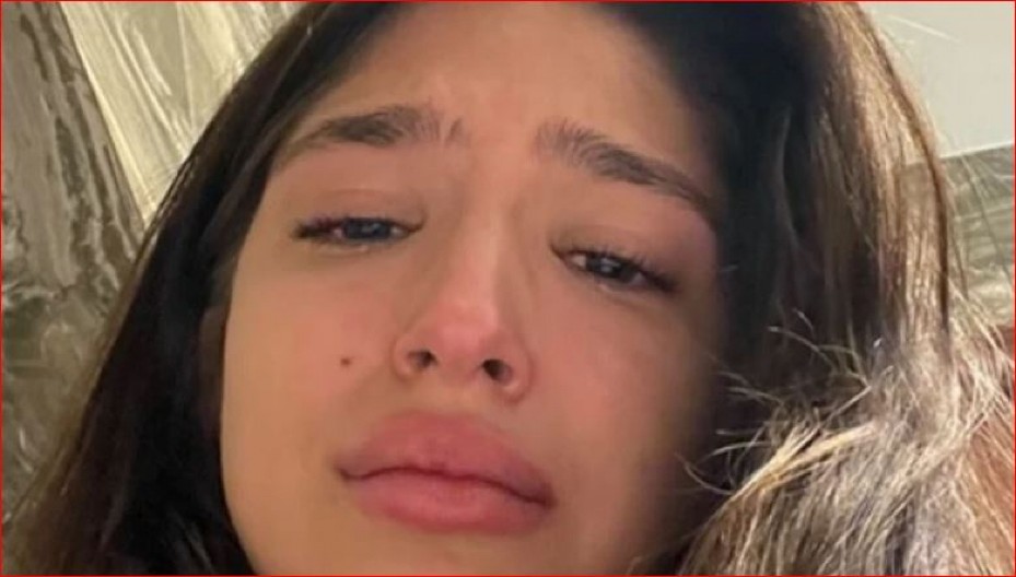 ĐINA DŽINOVIĆ ZAVRŠILA NA INFUZIJI Sve zabrinula fotografijom iz vile na Senjaku (FOTO)