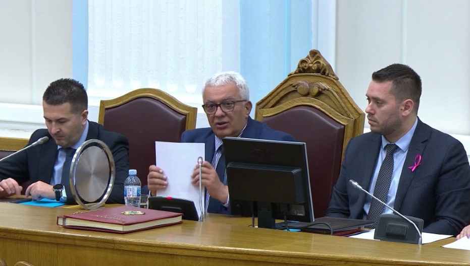 CRNA GORA NE MOŽE DA ČEKA! Mandić izrekao meru: Opozicija udaljena na 15 dana!