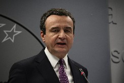 KURTI POJAČAO ZASTRAŠIVANJE SRBA ZBOG PREDIZBORNE KAMPANJE Prešarani plakati Srpske liste, ispisani grafiti UČK