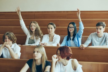 VELIKO SNIŽENJE ŠKOLARINA NA DRŽAVNIM FAKULTETIMA Znatno manji trošak, pogledajte ceo spisak