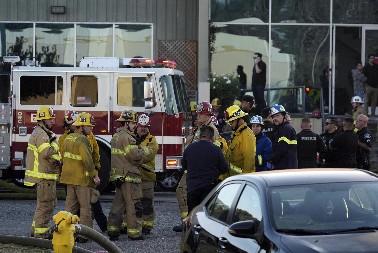 JEZIVI DETALJI AVIONSKE NESREĆE U VAŠINGTONU! U trenutku udara helikopteru bio ISKLJUČEN uređaj kojim kontrola leta prati letelicu! (FOTO)