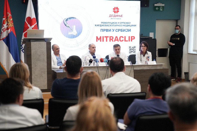 PRVI PUT U SRBIJI Lekari na Institutu Dedinje izveli MitraClip proceduru, materijal za ovu intervenciju košta oko 30.000 evra