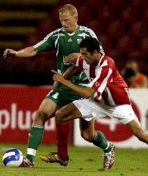 REŠETA U 40. GODINI Postao je jedan od najvećih promašaja Zvezde, pa postao reprezentativac Argentine i igrao sa Mesijem - sada je ponovo pokazao klasu (VIDEO)