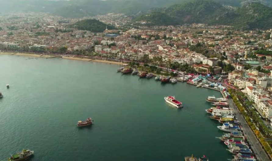 HIT U TURSKOJ! Sam sebi iskopao grob, noću spava u njemu, ima samo jednu želju kad umre!