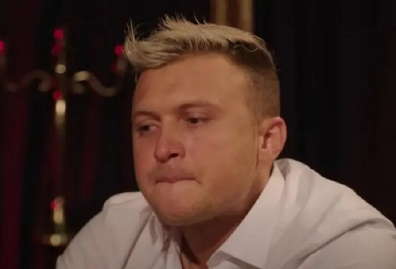 SMRT U DOMU STEFANA KARIĆA On u rijalitiju ništa ne zna: "Leti, druže moj, tako je Bog rekao"