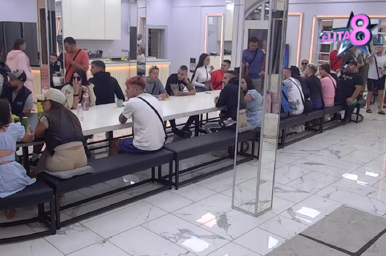 HITNO HOSPITALIZOVANA BIVŠA ZADRUGARKA! Narušeno joj zdravlje, odmah priključena na infuziju (FOTO)