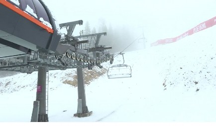 KAMERE SNIMILE PAD SKIJAŠA NA STAROJ PLANINI Lekari se i dalje bore za život povređenog Leskovčanina