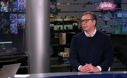 PREDSEDNIK SRBIJE SE OBRATIO JAVNOSTI Vučić: Za januar ste dobili celu platu, a za februar ćete dobiti koliko ste radili