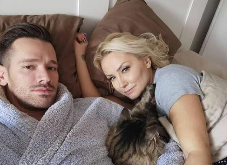 RAŠA POSLAO GOCI GOLU FOTKU! Sve procurilo javno iz telefona, javno objavljeno, javnost u šoku! (FOTO)