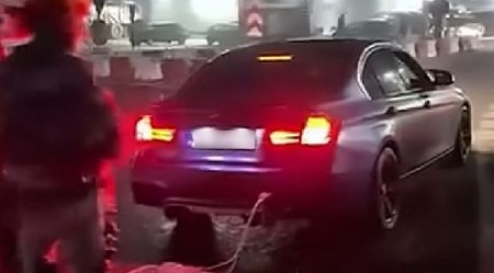 PEVAČU OBILI AUTO, PA GA POKRALI! Sve se desilo tik pred važan događaj, odmah pozvao saradnike!