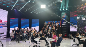 VODITELJKA PINKA SE ONESVESTILA U EMISIJI UŽIVO Počela da se trese, pa pala sa stolice!