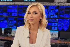 IRINA VUKOTIĆ ZAPUŠILA USTA GLEDATELJKI Voditeljka na ovo nije mogla da prećuti, odmah je reagovala zbog sramnog komentara!