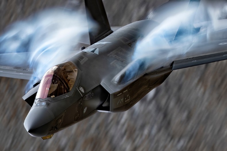 SAD SE POVUKLE! F-35 nije poleteo! Strah pred ruskim Su-57