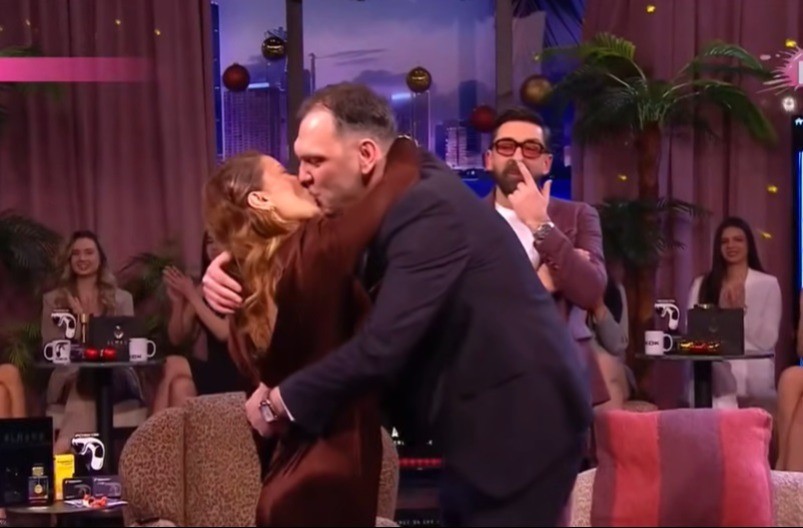 PALO TAJNO VENČANJE?! Mina Kostić izazvala haos novom objavom, jedan detalj odao Kaspera i nju! (FOTO)