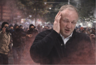 "OTROVNE STRELICE" LETE KA ĐILASU Našao se usred rata blokadera koji BUKTI