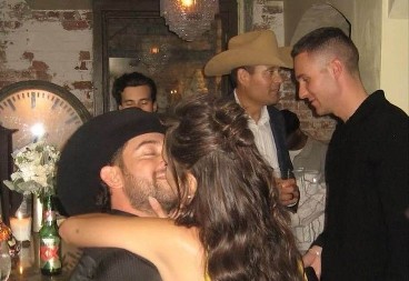 PUKLA LJUBAV Manekenka i jahač konja objavili tužnu vest, nije bilo savršenijeg para od njih, a ova stvar još više šokira