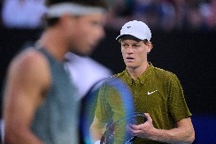  VREME JE ZA NOVI KLASIK Siner počistio Šeltona i zakazao okršaj sa Đokovićem u polufinalu AO