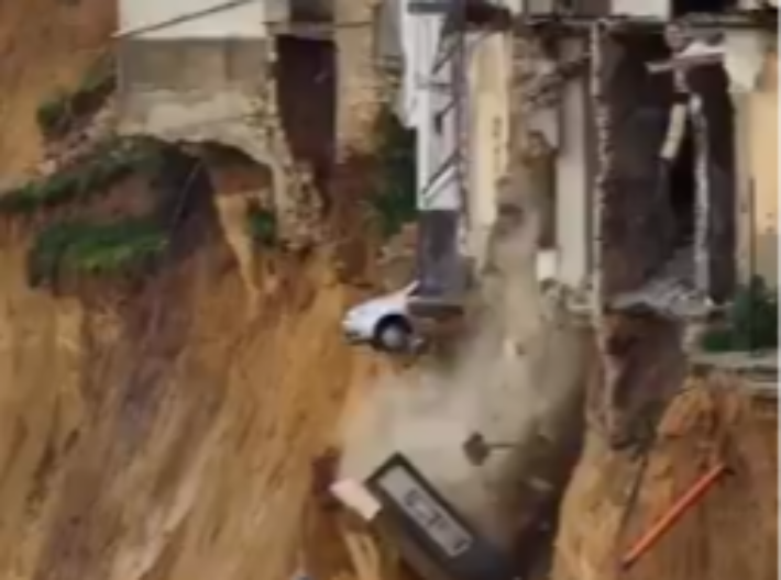 GRAD SE URUŠAVA, EVAKUISANO VIŠE OD 1.000 LJUDI! Stravične scene u Italiji (VIDEO)