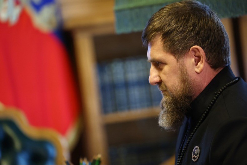 ''RAMZAN KADIROV NEĆE JOŠ DUGO BITI NA OVOM SVETU'' Putin mu već traži naslednika? 