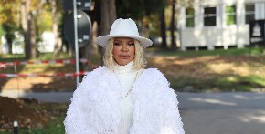 "TUŽIO ME JE JER SAM REKLA DA JE BALVAN" Dara završila na sudu sa pevačem i to kojim!