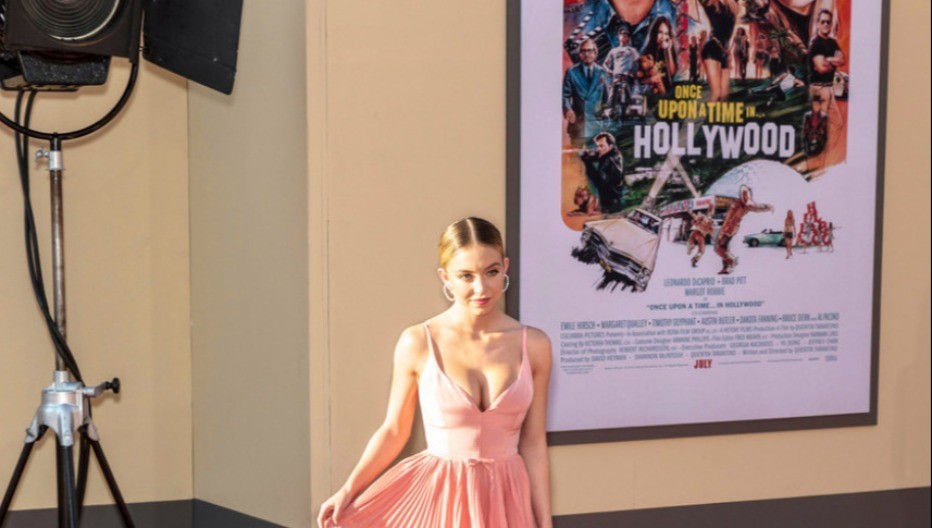 POZNATA JE, PA JOJ SE MOŽE Zanosna plavuša prekršila zakon i baš je briga, iza rizičnog poteza se krilo ovo