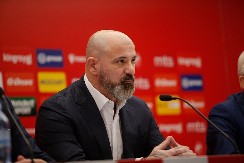 STANKOVIĆ SE OGLASIO PRED SELTU Trener Zvezde najavio meč sa Špancima, pa progovorio o povratku Erakovića