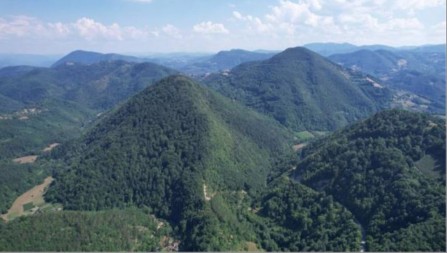 MISTERIOZNA BRDA U SRCU SRBIJE KRIJU TUNELE? Ljudi u šoku zbog onoga što su našli