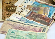 Ako imate ovu novčanicu od 10 dinara vi ste "bogati" - njena vrednost ide i do 8.000 evra 