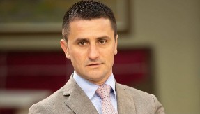  Posle uvreda Spajića, stranka Milana Kneževića napušta Vladu Crne Gore!