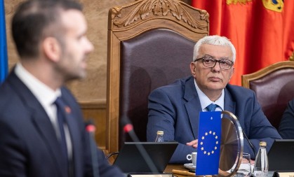 EVO ŠTA PIŠE U DOKUMENTU Spajić odbio inicijativu o srpskom jeziku, državljanstvu i trobojci
