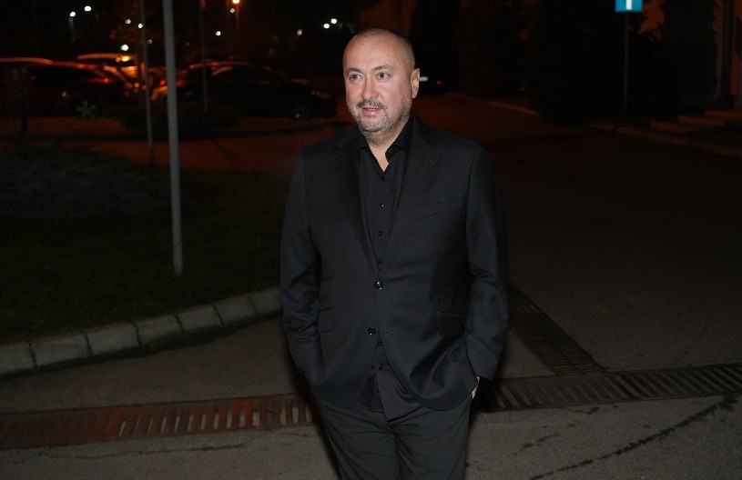 "SVE BI DALI DA SE POJAVE NA TELEVIZIJI" Đani pecnuo kolege, pa se raznežio na pomen ćerke!