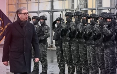 VUČIĆ U DOMU GARDE NA TOPČIDERU! Referisanje o rezultatima analize stanja, operativnih i funkcionalnih sposobnosti Vojske Srbije