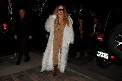 LAŽNA SKROMNOST? Čuvena pevačica nikako ne prihvata ovaj kompliment, bila arogantna, a sada se odjenom spustila na zemlju