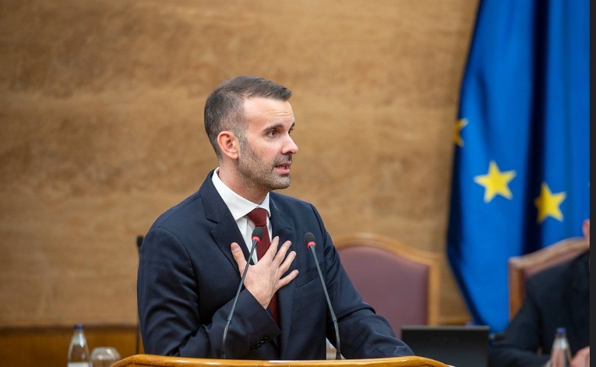 PODGORICU TRESE AFERA, A SPAJIĆ ČAČKA NOKTE Pobegao im ispred nosa, a policija "možda i dalje traga"!