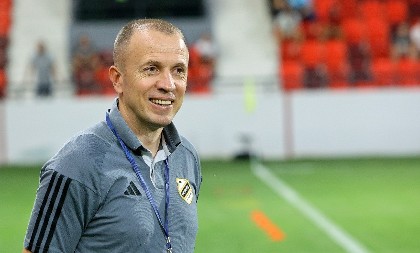 LEŠNJAK NEMA DILEMU "Znamo da su utakmice protiv Crvene zvezde praznik fudbala"