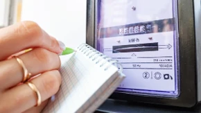 Popust na računu za struju od 6 odsto! Oglasila se Elektrodistribucija, ovo su uslovi