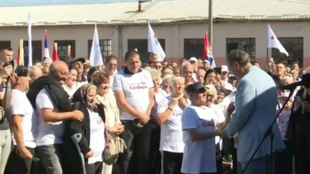 Nastavlja se bitka za Srbiju! Vučić sa narodom u Šimanovcima: Tesna je trka, važno je da svako izađe na izbore