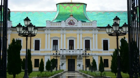  Vladičanski dvor: Spomenik kulture koji nesumnjivo privlači poglede svih prolaznika
