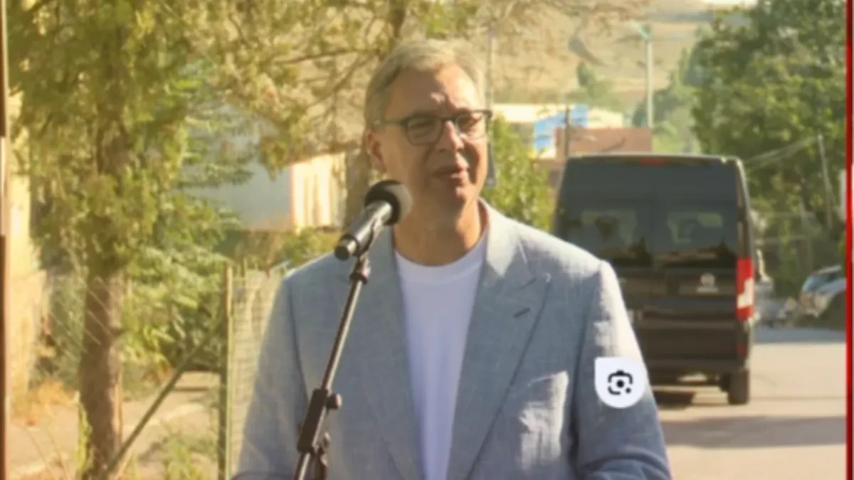 Vučić: Žene hoće stabilnost, sigurnost, rad, a ne zato što je neko lep