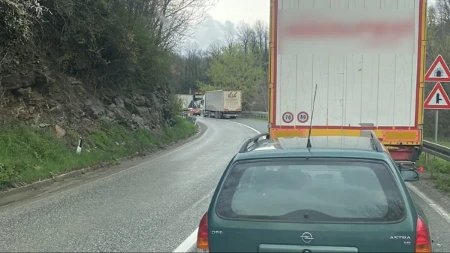 Autobus s fudbalerima sleteo s puta!  Vozač lakše povređen