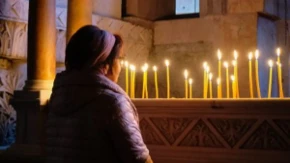 Danas su Zadušnice: Mame, ove običaje morate da ispoštujete