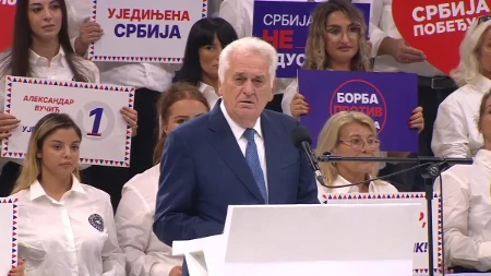 "Mi u Kragujevcu najbolje znamo šta znači kada decu izvode iz škole" Nikolić: Odlučućemo hoće li Srbija napred sa nama ili u bunar iz 2000. godine