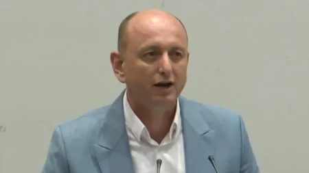 Knežević ogolio blokadere: Ako pobede blokaderi odlaze Vojvodina i Raška oblast! Većina Srba u Crnoj Gori uz Vučića!