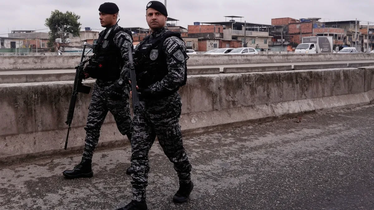 Držao 13 dece kao taoce! Upao s nožem u vrtić, policija dva sata pokušavala da ga dozove, a onda se čuo prasak!