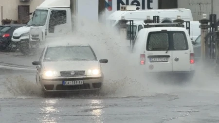 Auh, kakav potop se sručio na Čačak! Kiša napravila pakao vozačima, sve ekipe na terenu!