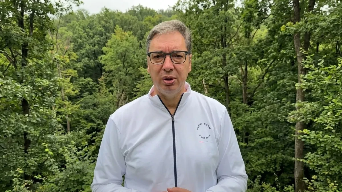 "Od programa, ostala im je samo laž" Vučić demantovao blokaderske izmišljotine o helikopteru (VIDEO)