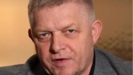 „Hteo sam da pružim punu podršku izvanrednom državniku Aleksandru Vučiću“: Fico najavio da stiže u Beograd već ove nedelje, pa se našalio na svoj račun