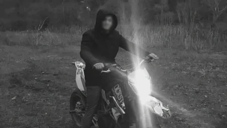Ovo je mladić kog je ubio rođeni otac! Hladnokrvo pucao u sopstveno dete, pa pobegao