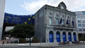 Dve pucnjave u Briselu! Osoba ubijena kod zgrade Evropskog parlamenta, policajac upucan u glavu tokom potere!