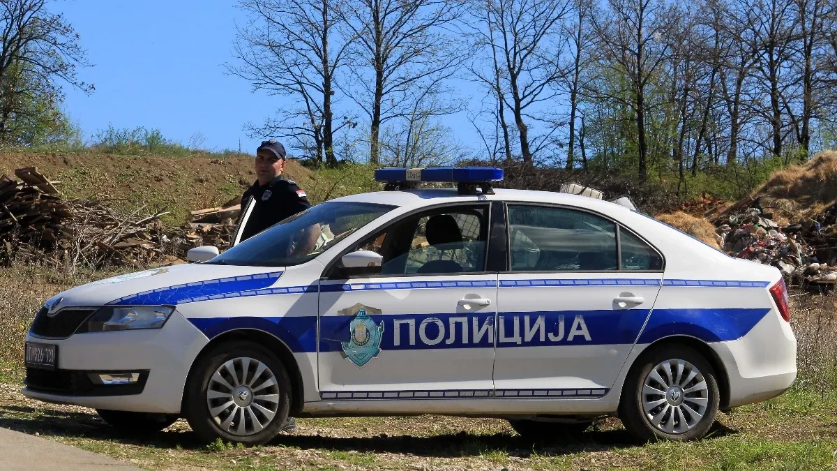 Optužnica potvrđena protiv L. B. za ubistvo Aleksandra Glišovića (22): Mladić iz parka izboden nožem uspeo da dođe do zgrade i potraži pomoć